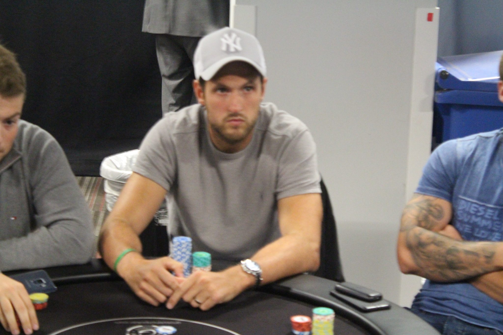 Charles hanson poker game Charles hanson poker game